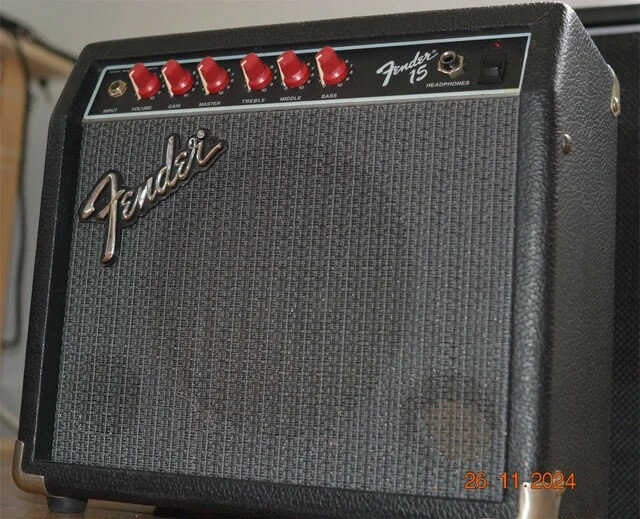Amplificador de guitarra Fender 15