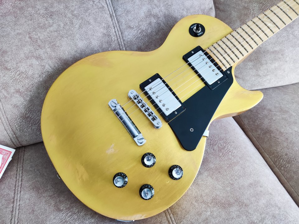 (GOLD) Gibson Les Paul Studio Raw Power