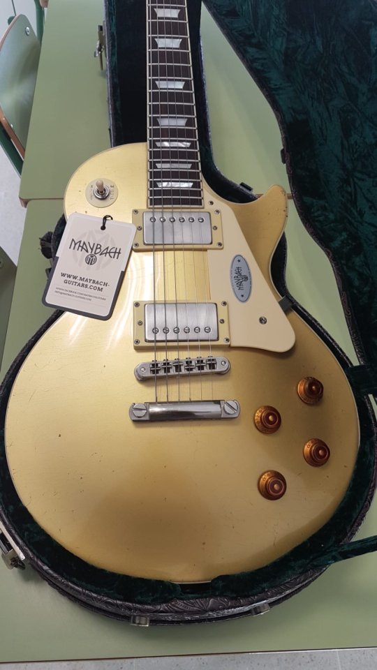 Cambio Fender Stratocaster SRV 92´, o Maybach Lester Gold Top de segunda mano · Foto 3 de 3 · Madrid