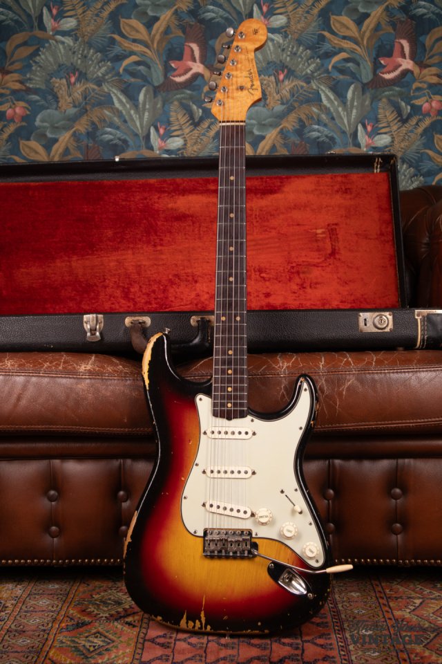 Compro Fender Stratocaster, Telecaster, Jazzmaster, Jaguar, Jazz Bass y Precision vintage originales.