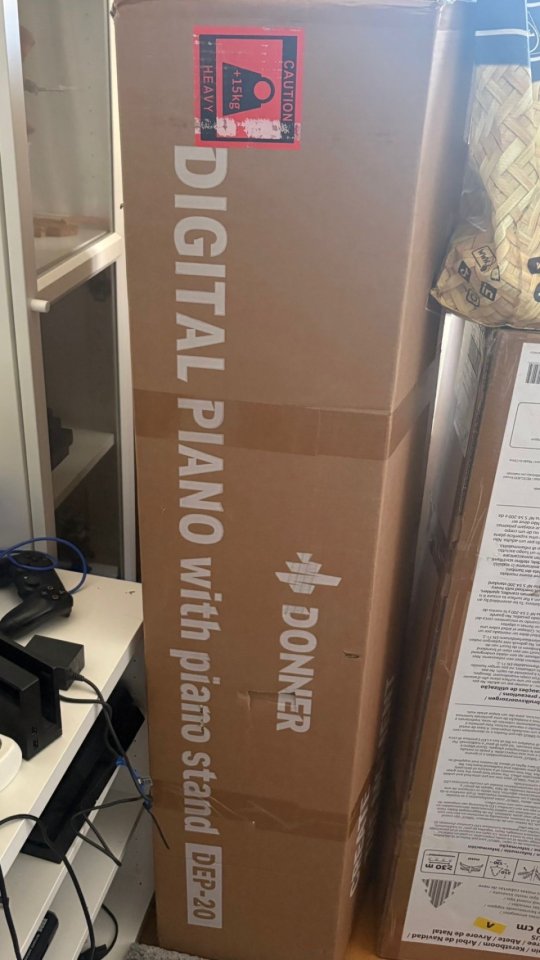 Piano digital negro de segunda mano · Foto 4 de 4 · Araba · 340 €