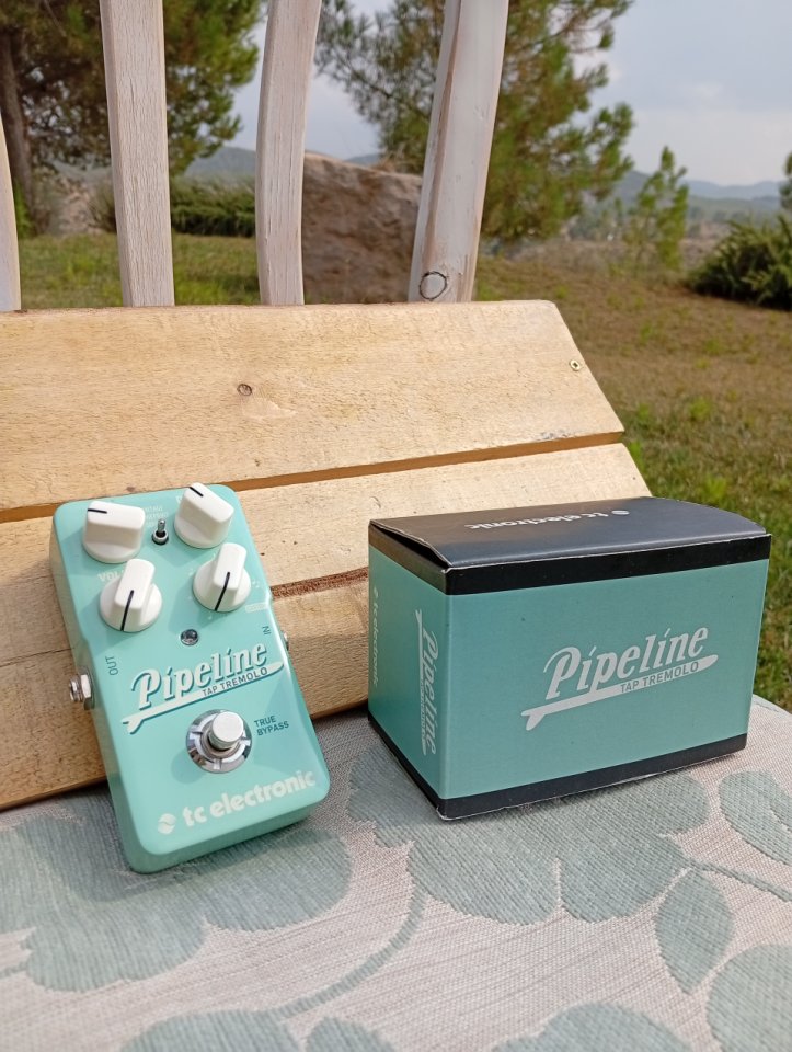 Vendo trémolo TC Electronic Pipeline (reservado)