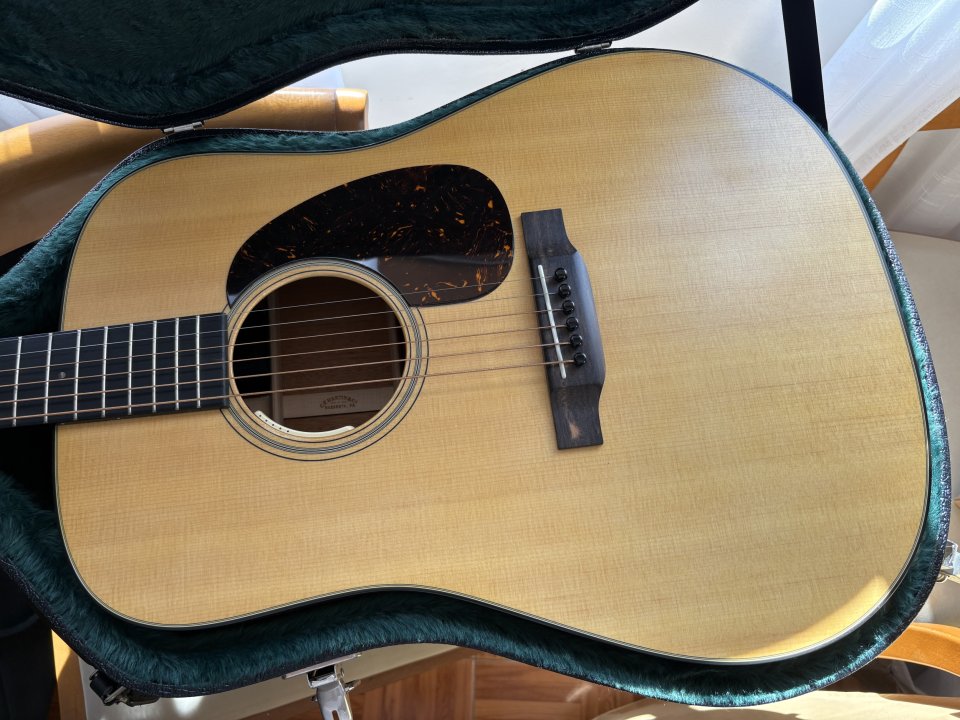 Martin D18 Satin Dreadnought with LR Baggs Anthem de segunda mano · Foto 3 de 10 · A Coruña · 2500 €