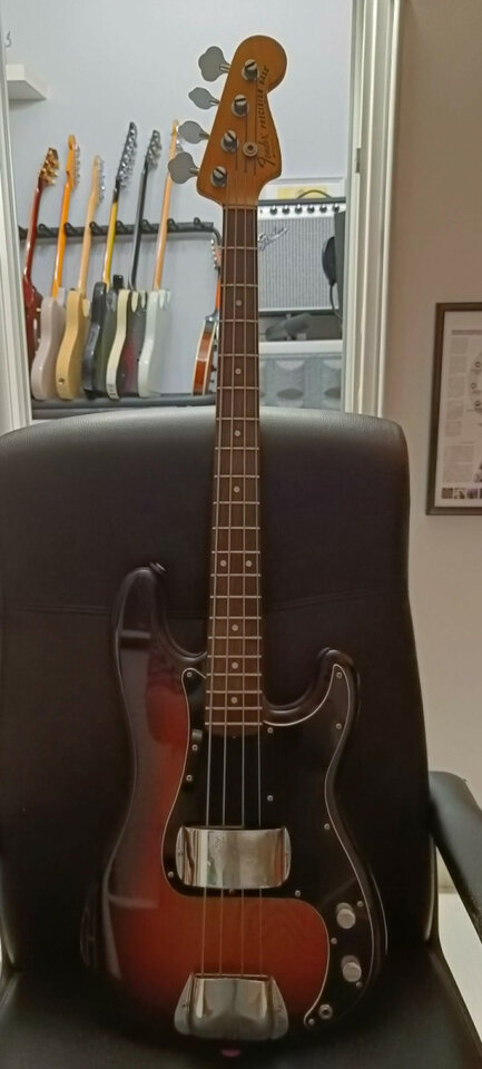 Bajo Fender Precision 1978