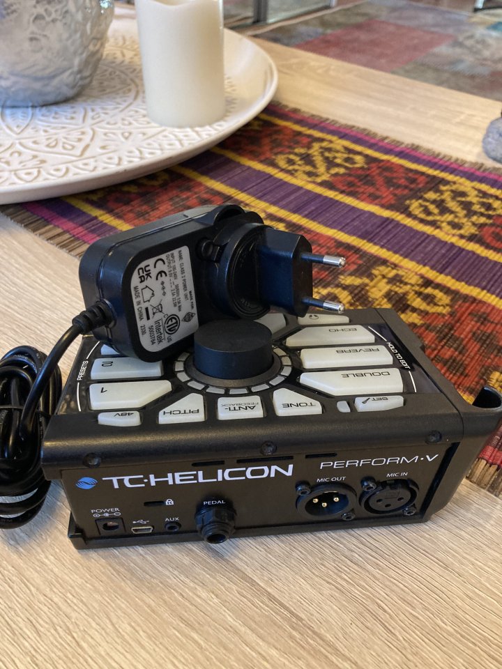Tc helicon perform v