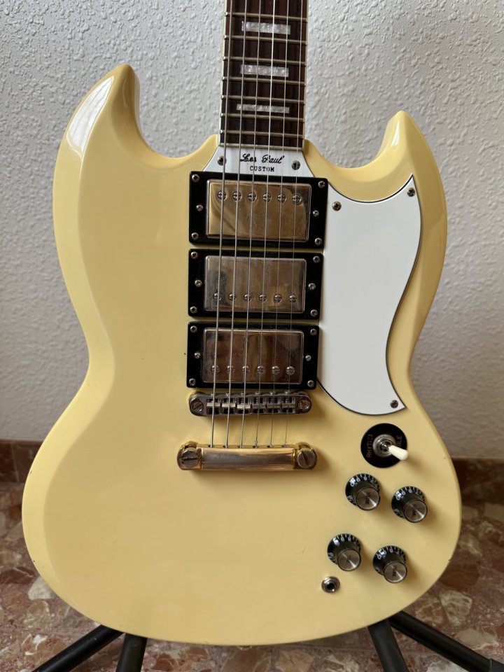 Epiphone SG G-400 Les Paul Custom de segunda mano · Foto 2 de 10 · Almería · 600 €