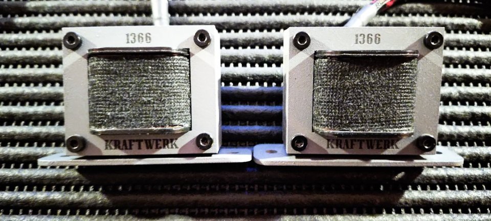 Kraftwerk 1366 Matched pair. Plug&play. Suma, mezcla y mastering de segunda mano · Foto 4 de 5 · Madrid · 180 €