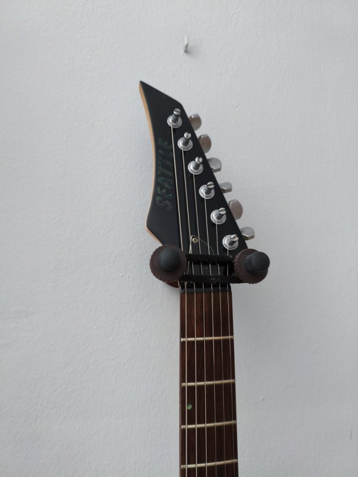 Seattle Superstrat (Korea, 90s/00s) de segunda mano · Foto 4 de 10 · Sevilla · 150 €