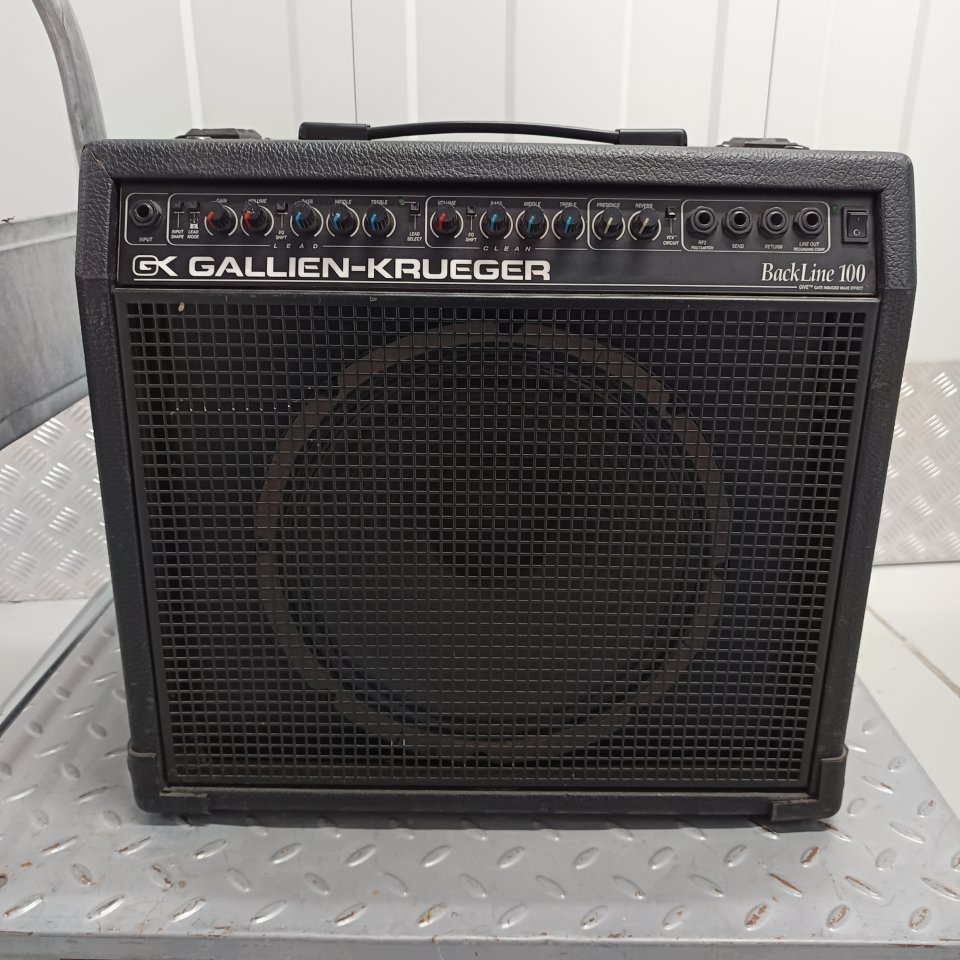 Ampli Guitarra Gallien-Krueger Backline 100 de segunda mano · Foto 1 de 6 · Cádiz · 250 €