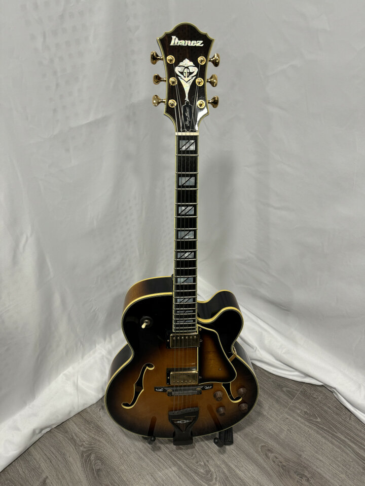 Ibanez George Benson gb 200