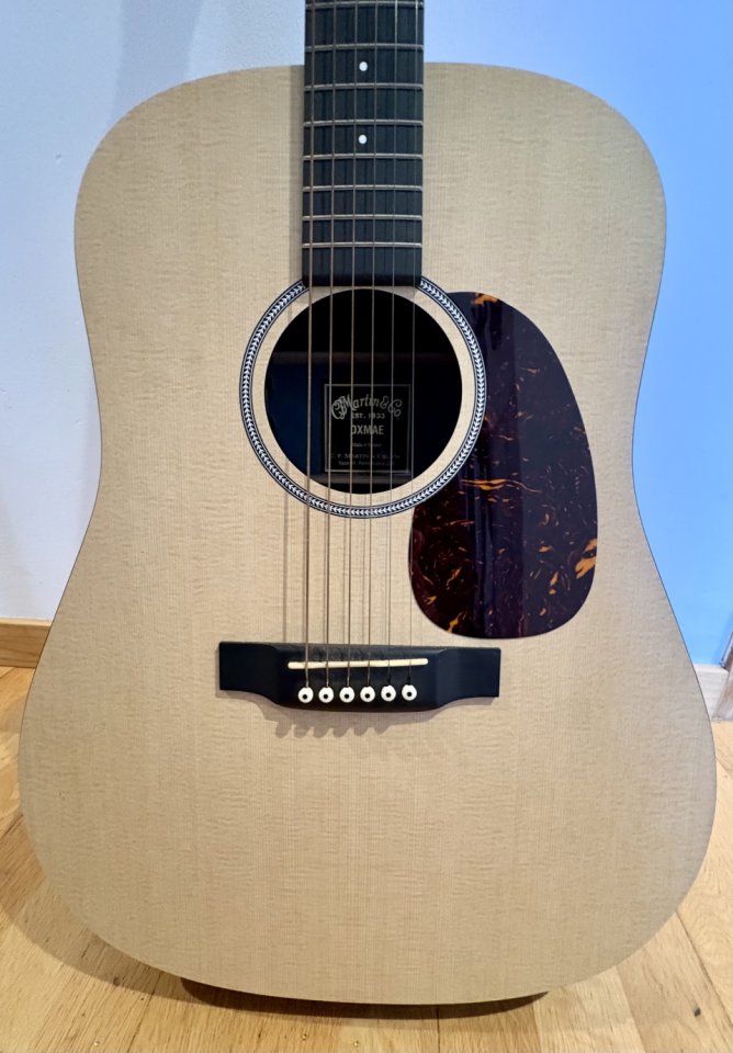 Guitarra Martin DXMAE Electroacústica