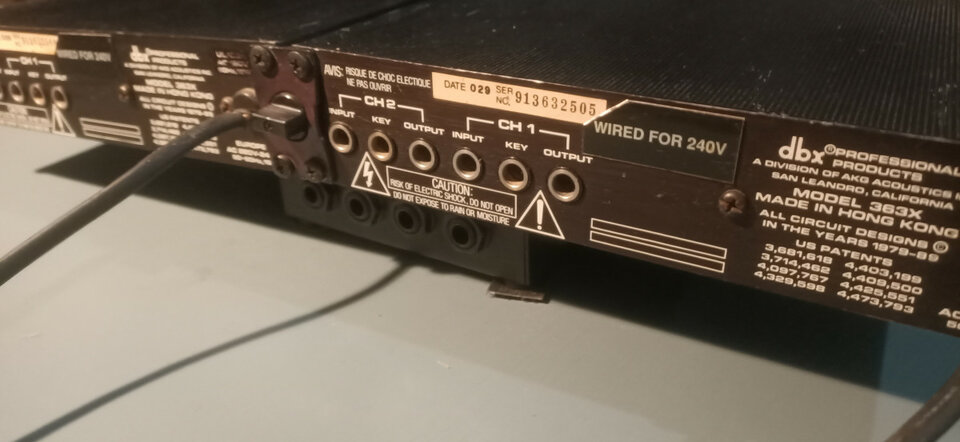 4 Puertas de ruido DBX 363X