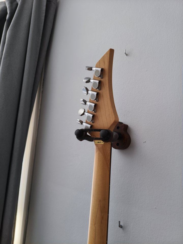 Seattle Superstrat (Korea, 90s/00s) de segunda mano · Foto 8 de 10 · Sevilla · 150 €