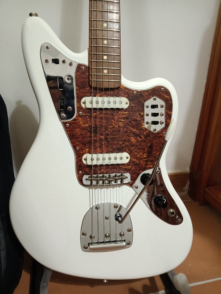 Squier Jaguar VM de segunda mano · Foto 3 de 4 · Asturias · 330 €