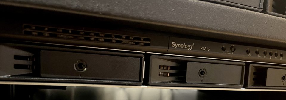 Servidor NAS Synology Rackstation RS815 de segunda mano · Foto 1 de 4 · Barcelona · 495 €