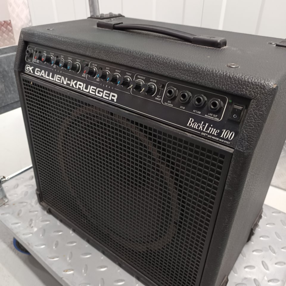 Ampli Guitarra Gallien-Krueger Backline 100 de segunda mano · Foto 6 de 6 · Cádiz · 250 €