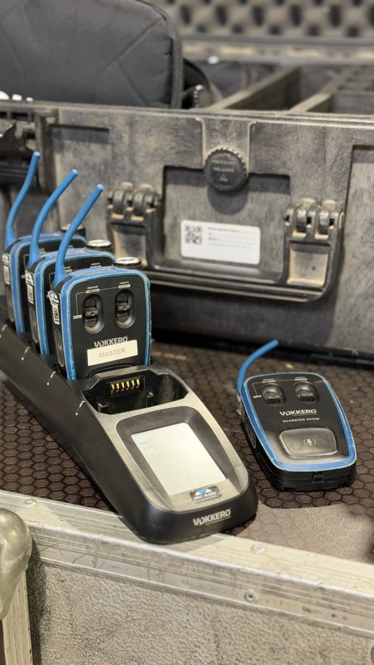 Intercom inalámbrico 4 puestos de segunda mano · Foto 4 de 5 · Murcia · 2000 €