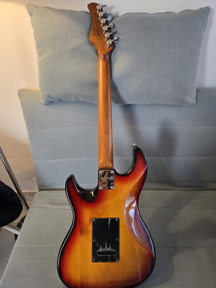 Sire Larry Carlton S7 Sunburst