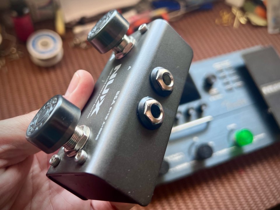 Pedalera NUX MG-30 de segunda mano · Foto 7 de 10 · Badajoz · 200 €