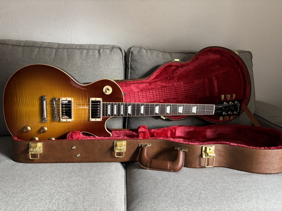 Gibson Les Paul Standard ‘60 de segunda mano · Foto 2 de 5 · Murcia · 1950 €