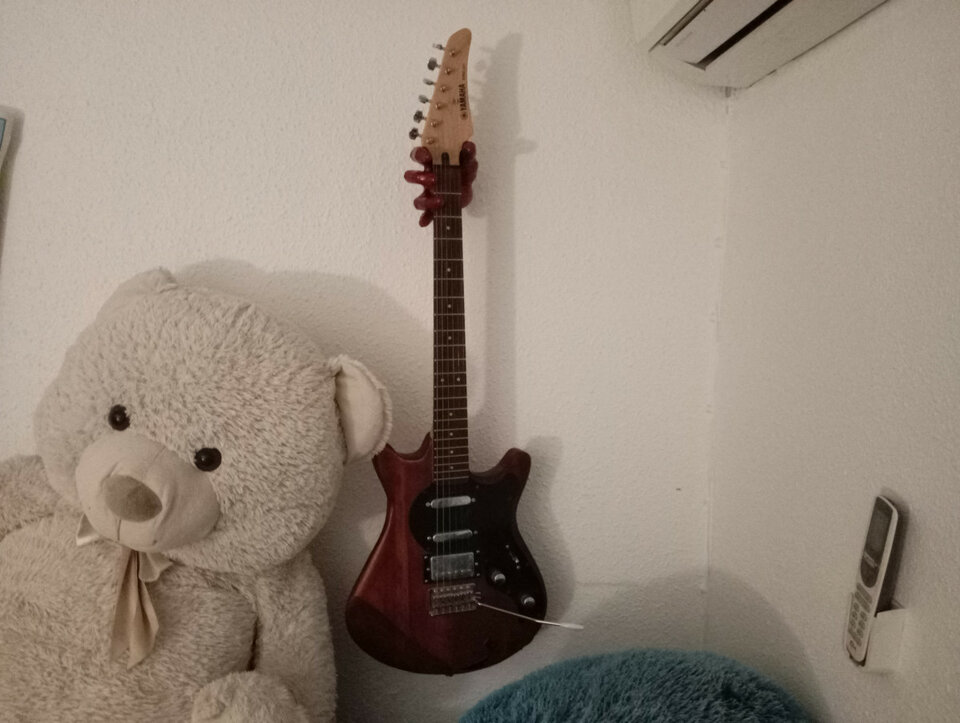 NEGOCIABLE : guitarra eléctrica Yamaha