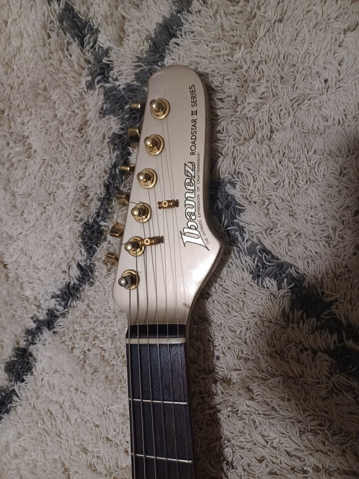 Ibanez Roadstar II RS1400 de 1983 MIJ