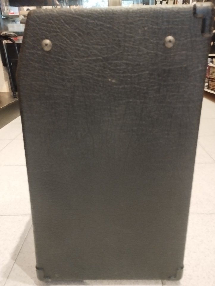Roland Bolt-30 de segunda mano · Foto 4 de 8 · Madrid · 400 €