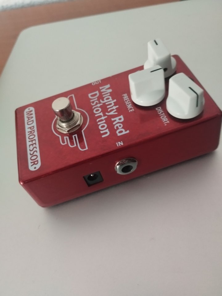 Mad Professor Mighty Red Distortion de segunda mano · Foto 4 de 6 · Alicante · 130 €