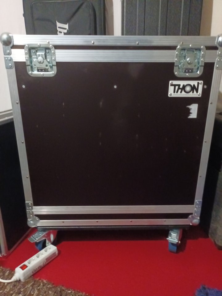 Vox AC30 C2 con flight case