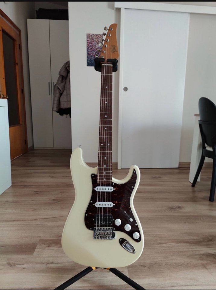 Guitarra Viel Custom Strat Olimpic White Luthier