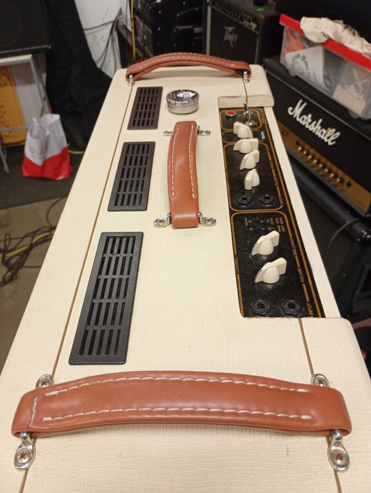 VOX AC30 Heritage HandWired 50th Anniversary Blue Alnico con Flightcase de segunda mano · Foto 4 de 8 · Gipuzkoa · 1200 €