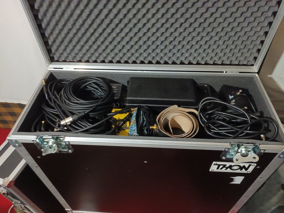 Vox AC30 C2 con flight case