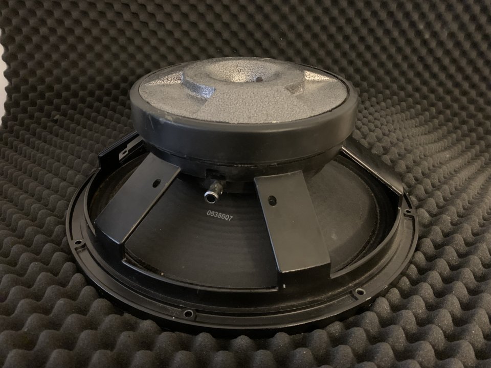 Altavoces Martín Mach by Martín Audio de segunda mano · Foto 1 de 10 · Valencia · 130 €