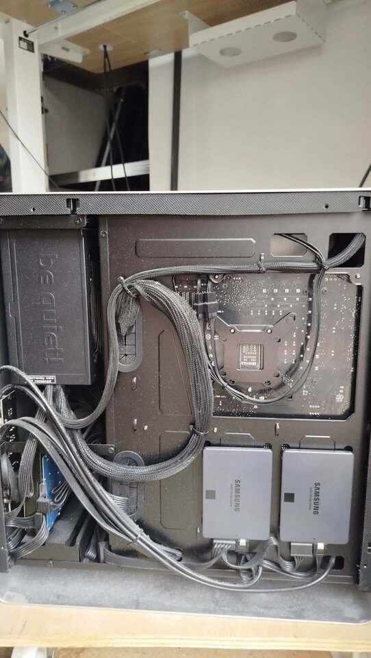 PC PROFESIONAL AUDIO/VÍDEO + UAD OCTO & UAD DUO + PLUGINS + SAI Salicru