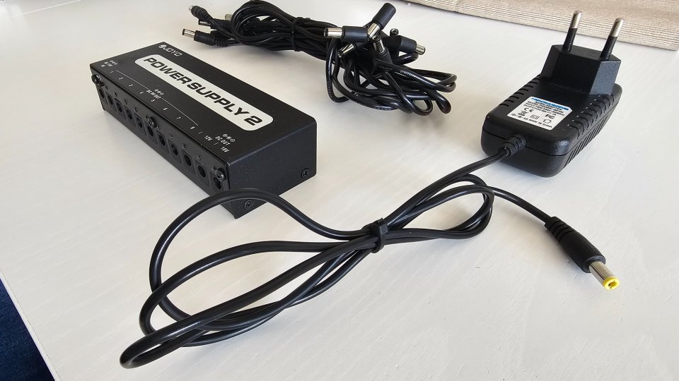 Fuente Alimentación Joyo JP-02 de segunda mano · Foto 5 de 6 · Madrid · 35 €