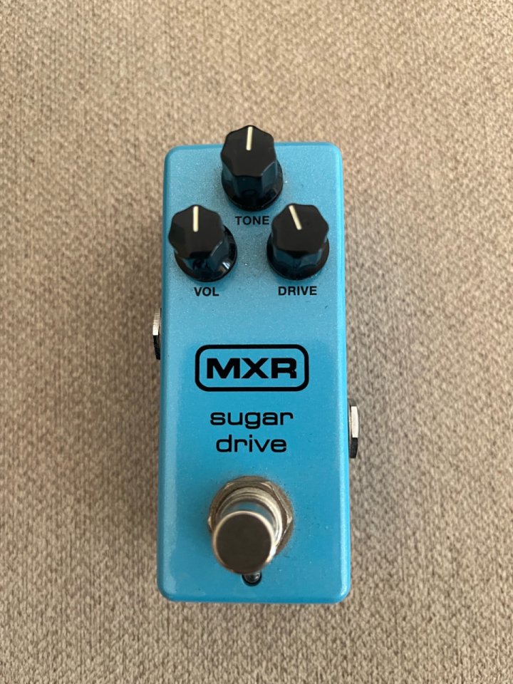 Pedal Overdrive MXR Sugar Drive de segunda mano · Foto 1 de 7 · Valencia · 90 €