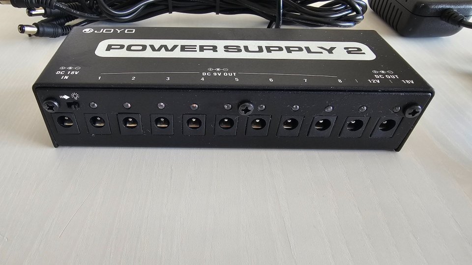Fuente Alimentación Joyo JP-02 de segunda mano · Foto 6 de 6 · Madrid · 35 €