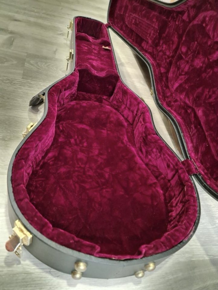 Estuche Gibson Custom de segunda mano · Foto 2 de 5 · Valencia · 300 €