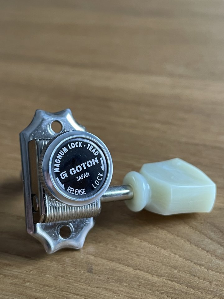 Clavijero Gotoh SD90-MG-T