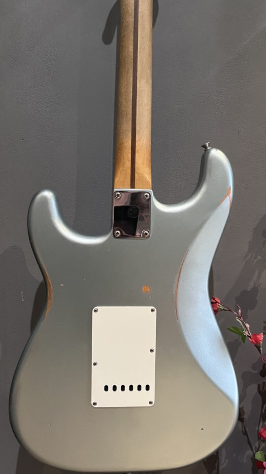 Fender Mischief Maker FSR Stratocaster de segunda mano · Foto 2 de 7 · Barcelona · 1150 €