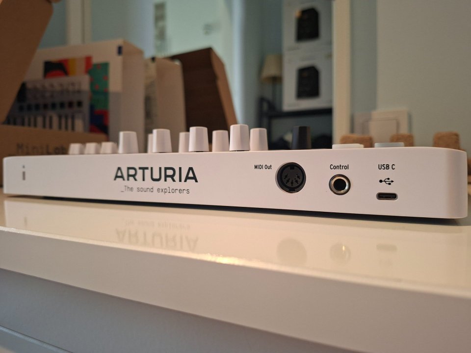 Arturia Minilab 3 de segunda mano · Foto 4 de 10 · Madrid · 75 €