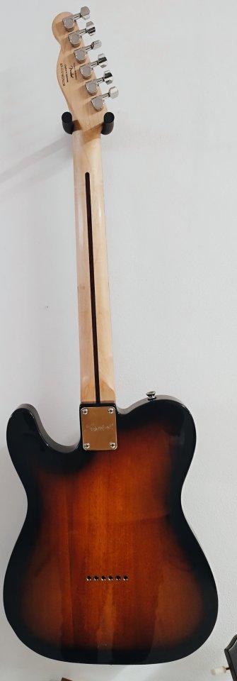 Telecaster con pastillas Fender