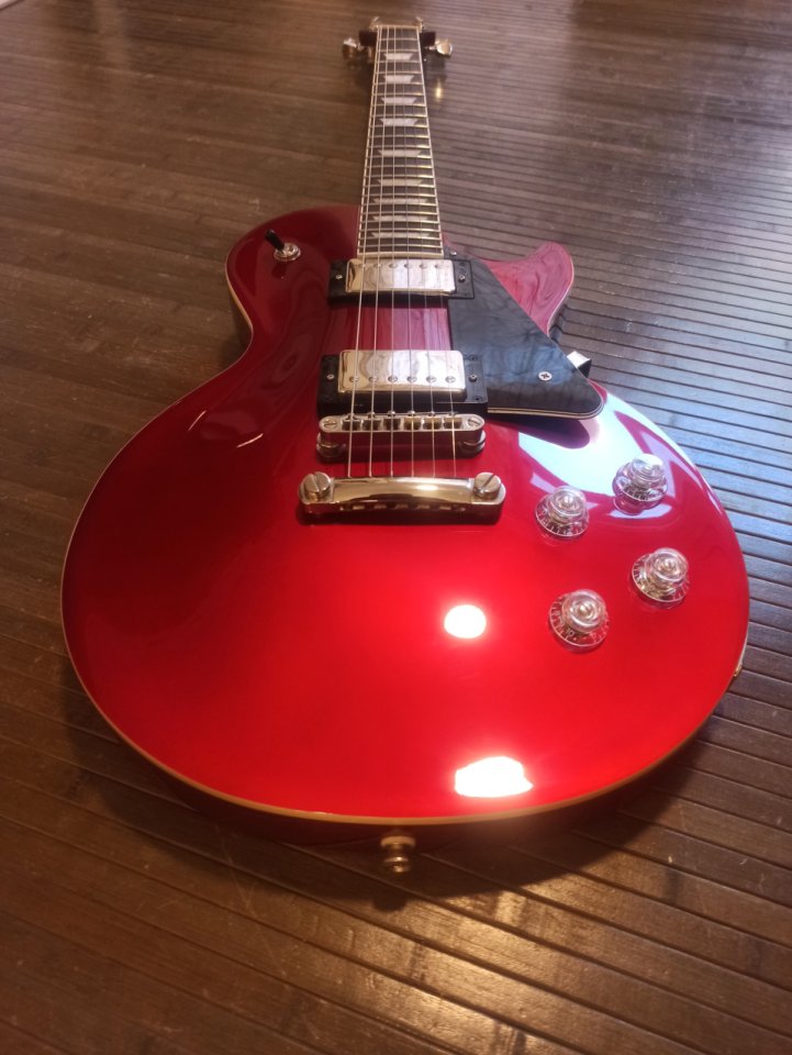 Epiphone Les Paul Modern Sparkling Burgundy de segunda mano · Foto 10 de 10 · Sevilla · 550 €