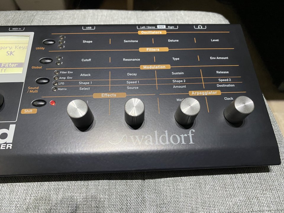 Waldorf Blofeld Black