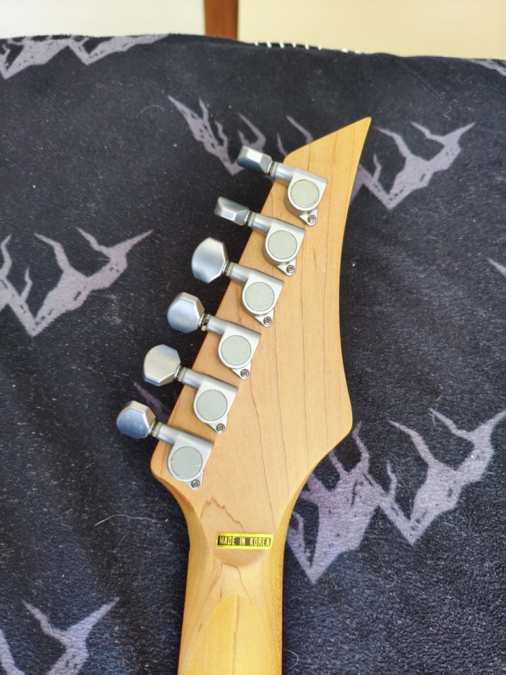 Seattle Superstrat (Korea, 90s-00s) de segunda mano · Foto 6 de 10 · Sevilla
