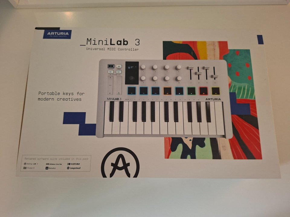 Arturia Minilab 3 de segunda mano · Foto 8 de 10 · Madrid · 75 €
