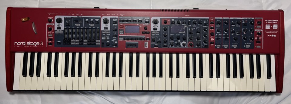 Clavia Nord Stage Hammer Action 3 76 teclas