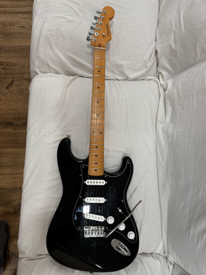 Fernandes stratocaster R9 Japan de segunda mano · Foto 1 de 10 · Murcia