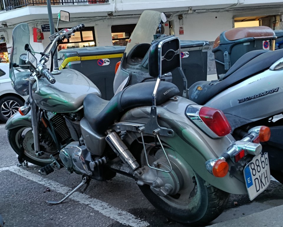 Cambio Honda Shadow 1100 Sabre de segunda mano · Foto 3 de 3 · Valencia