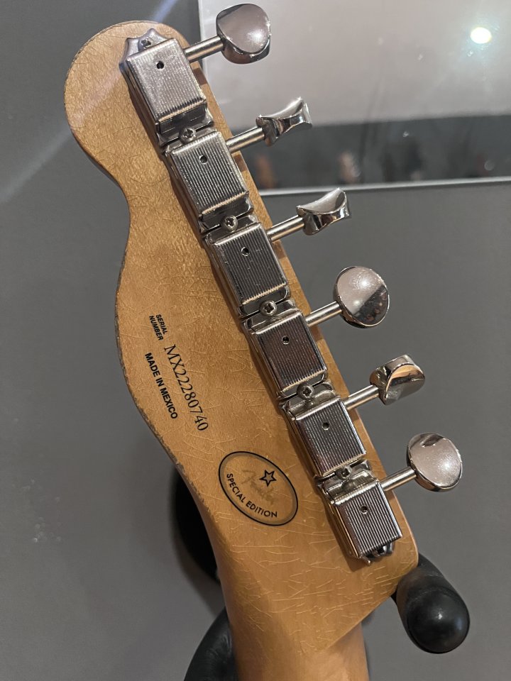 Fender Mischief Maker FSR Stratocaster de segunda mano · Foto 6 de 7 · Barcelona · 1150 €